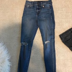 Francesca’s Harper Jeans size 26